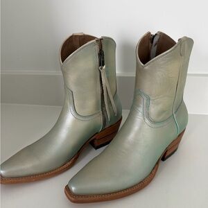 Alvie’s of Austin - The Trinity Metallic Western Ankle Boots